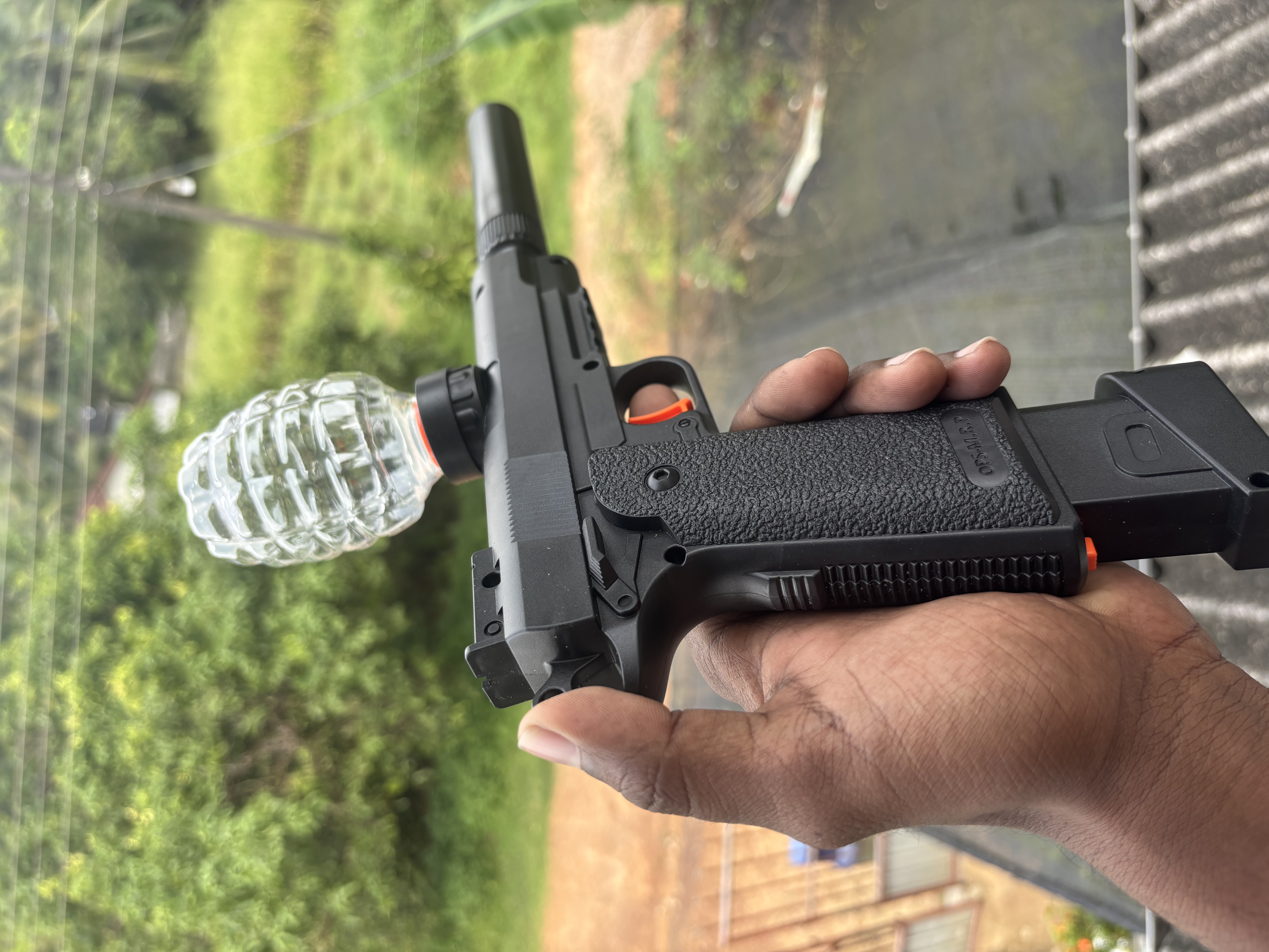 1911 Electric Gel Blaster photo 3